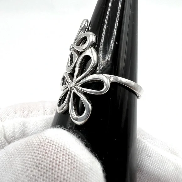 .925 Sterling Silver Double Flower Ring - Picture 7 of 17